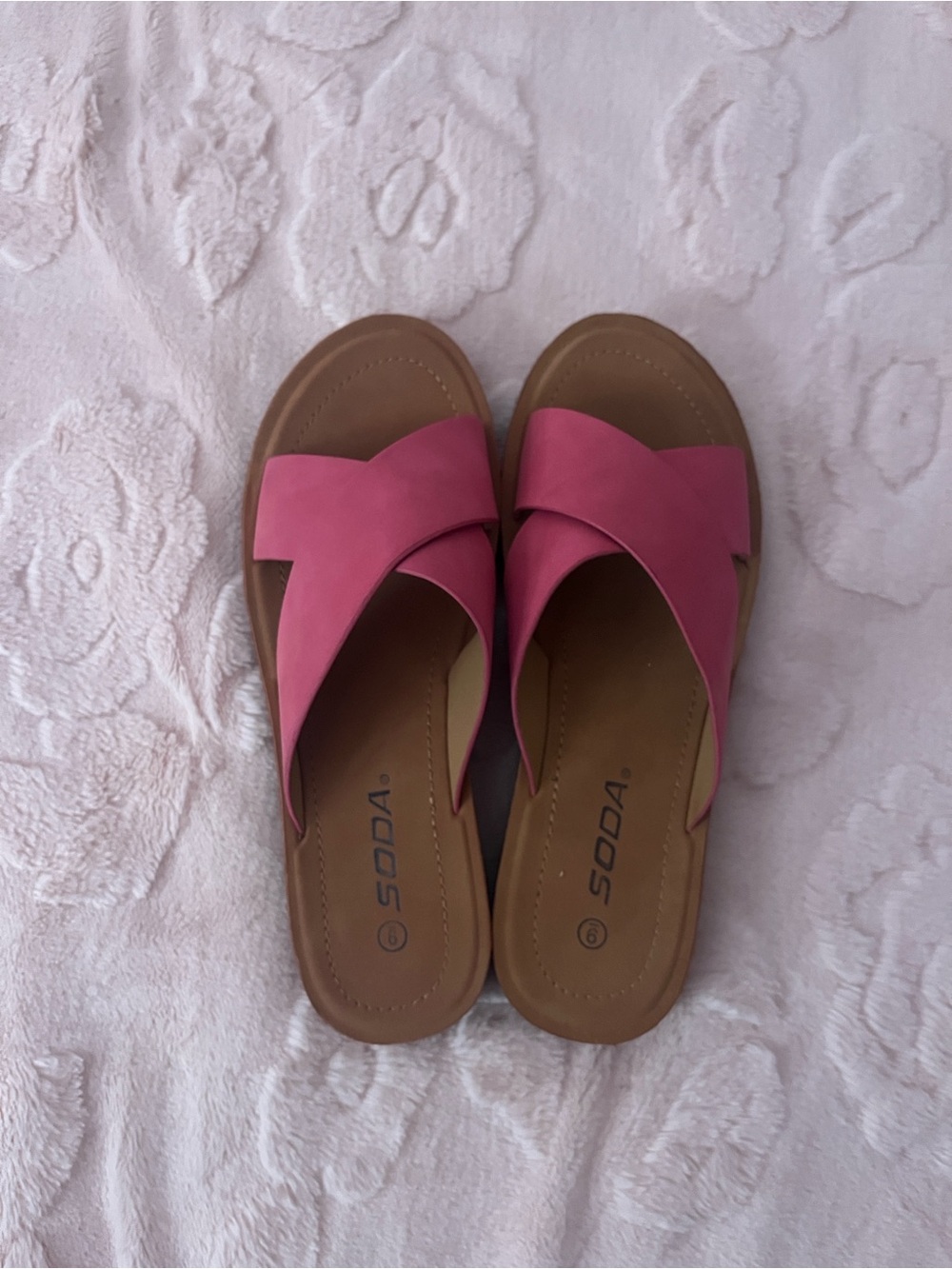 Soda Women's Fuchsia Crisscross Slide Sandals